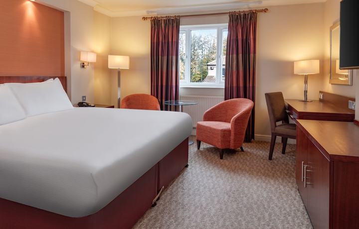 Imagen de la habitación del Hotel Doubletree By Hilton Forest Pines Spa and Golf Resort. Foto 3