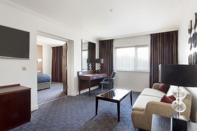 Imagen de la habitación del Hotel Doubletree By Hilton Forest Pines Spa and Golf Resort. Foto 5