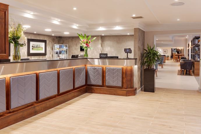 Imagen de los interiores del Hotel Doubletree By Hilton Forest Pines Spa and Golf Resort. Foto 19