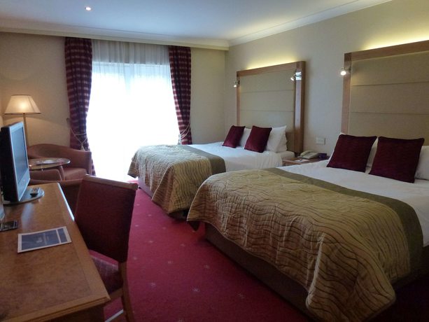 Imagen de la habitación del Hotel Doubletree By Hilton Forest Pines Spa and Golf Resort. Foto 16