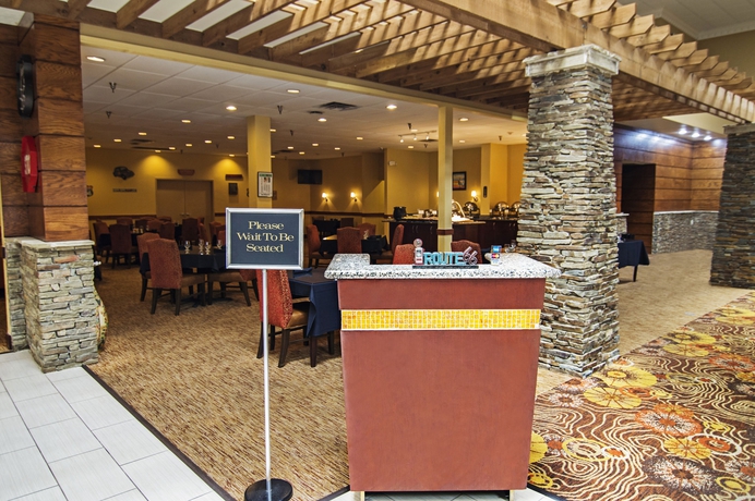 Imagen del bar/restaurante del Hotel Doubletree By Hilton Fort Worth South. Foto 3