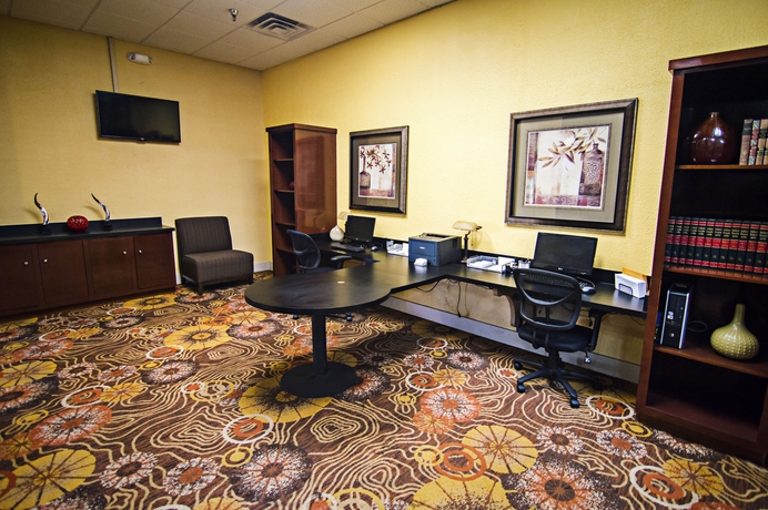 Imagen de los interiores del Hotel Doubletree By Hilton Fort Worth South. Foto 15
