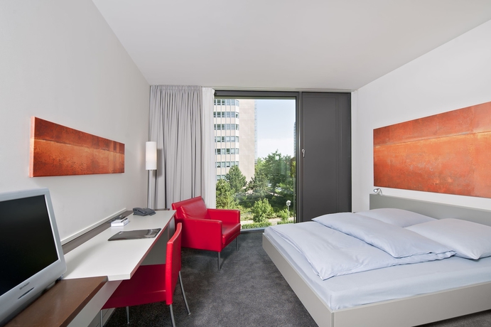Imagen de la habitación del Hotel Doubletree By Hilton Frankfurt Niederrad. Foto 5
