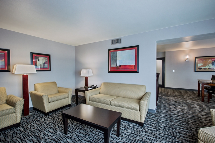 Imagen de la habitación del Hotel Doubletree By Hilton Fullerton. Foto 7