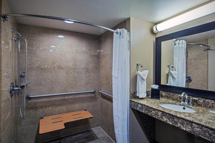 Imagen de la habitación del Hotel Doubletree By Hilton Fullerton. Foto 11
