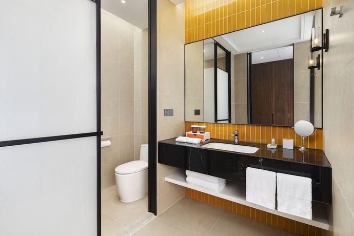 Imagen de los interiores del Hotel Doubletree By Hilton Fuzhou South. Foto 19