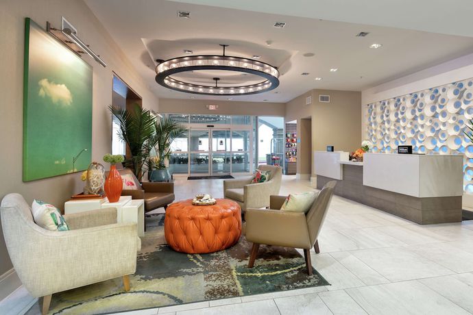 Imagen de los interiores del Hotel Doubletree By Hilton Galveston Beach. Foto 18