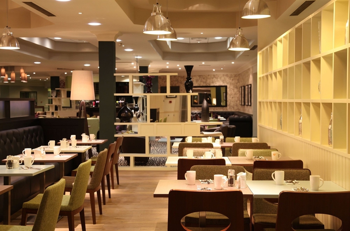 Imagen del bar/restaurante del Hotel Doubletree By Hilton Glasgow Strathclyde. Foto 1