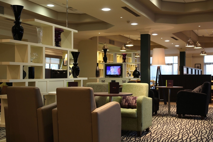 Imagen de los interiores del Hotel Doubletree By Hilton Glasgow Strathclyde. Foto 9