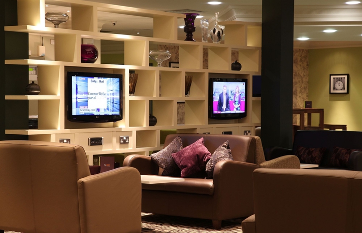 Imagen de los interiores del Hotel Doubletree By Hilton Glasgow Strathclyde. Foto 10