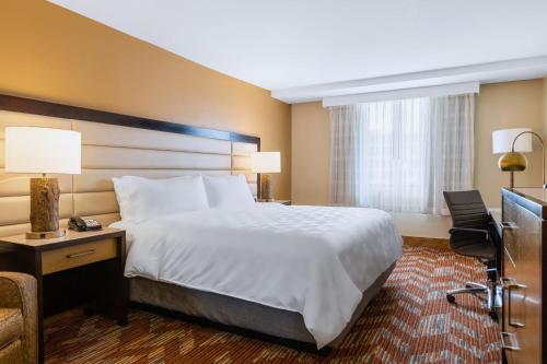 Imagen de la habitación del Hotel Doubletree By Hilton Greensboro Airport. Foto 14
