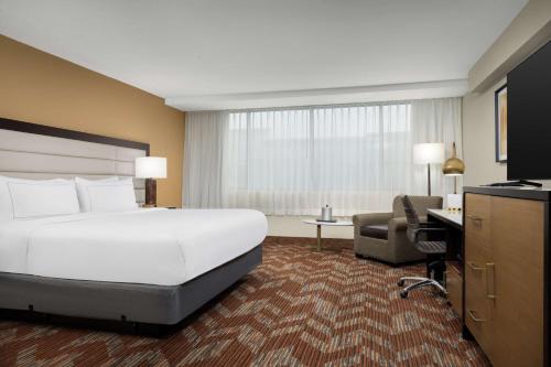 Imagen de la habitación del Hotel Doubletree By Hilton Greensboro Airport. Foto 15