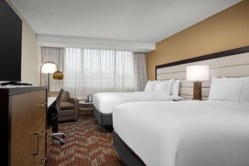 Imagen de la habitación del Hotel Doubletree By Hilton Greensboro Airport. Foto 16