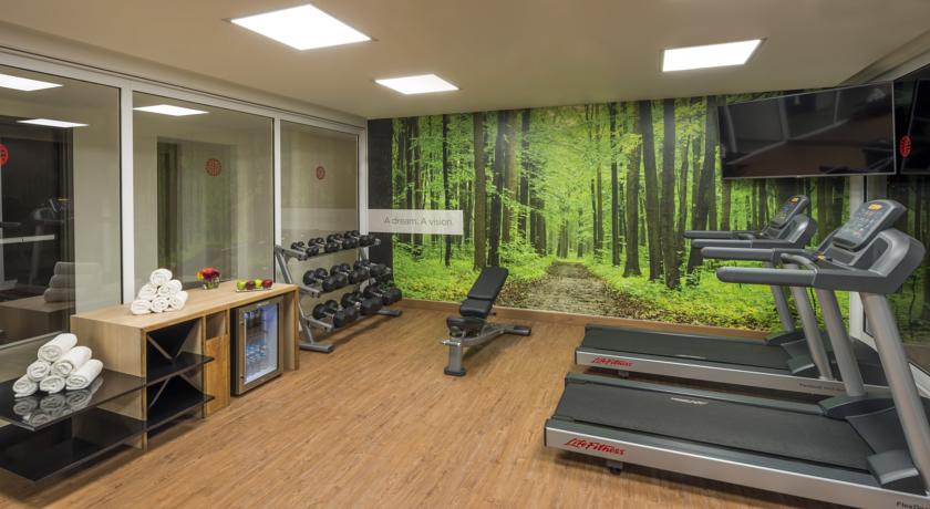 Imagen de los interiores del Hotel Doubletree By Hilton Guadalajara Centro Historico. Foto 6