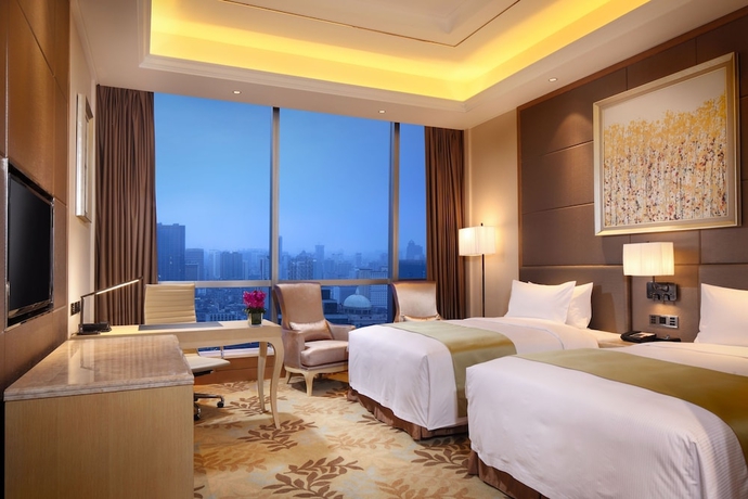 Imagen de la habitación del Hotel Doubletree By Hilton Guangzhou. Foto 8