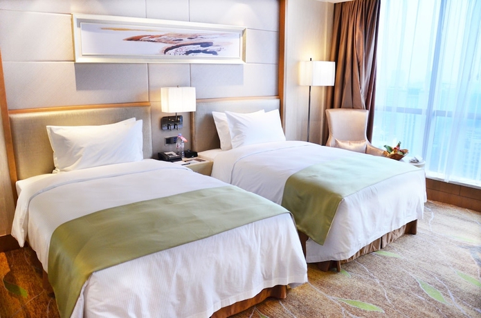 Imagen de la habitación del Hotel Doubletree By Hilton Guangzhou. Foto 12