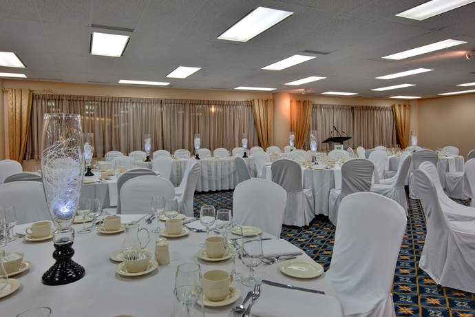 Imagen de los interiores del Hotel Doubletree By Hilton Halifax Dartmouth. Foto 13