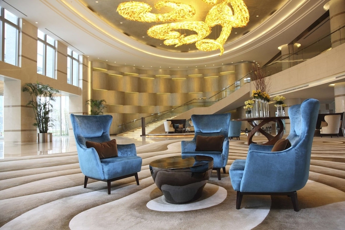 Imagen de los interiores del Hotel Doubletree By Hilton Hangzhou East. Foto 19