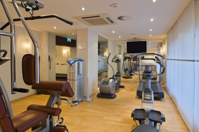 Imagen de los interiores del Hotel Doubletree By Hilton Hannover Schweizerhof. Foto 15