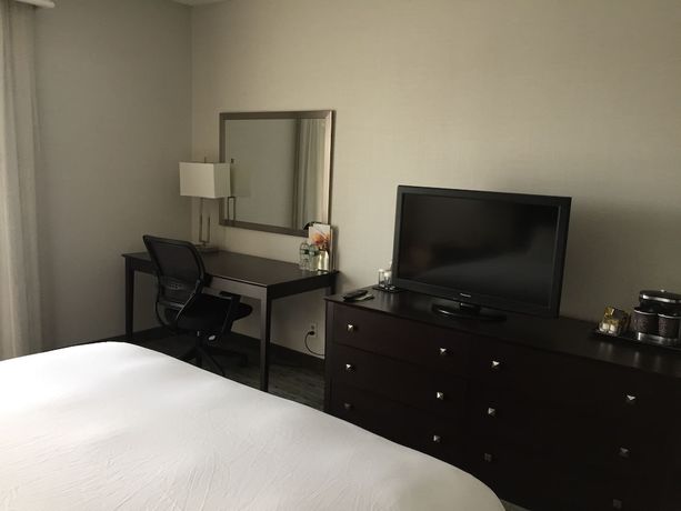 Imagen de la habitación del Hotel Doubletree By Hilton Hartford - Bradley Airport. Foto 5