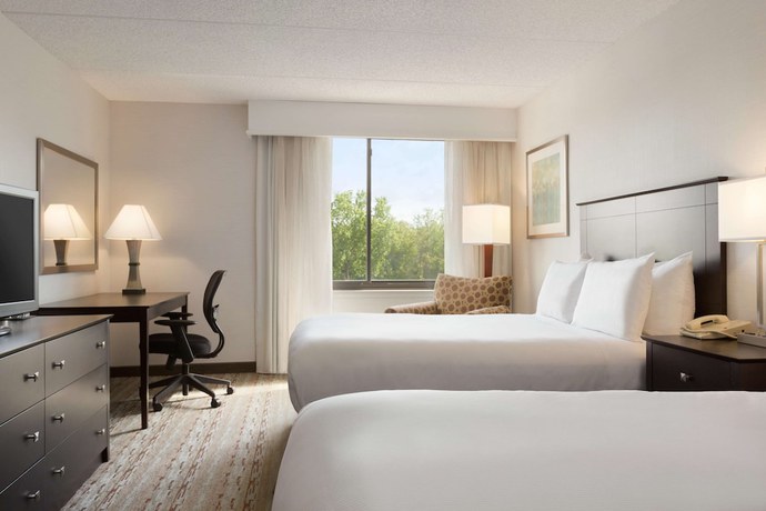 Imagen de la habitación del Hotel Doubletree By Hilton Hartford - Bradley Airport. Foto 6