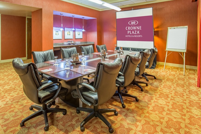 Imagen de los interiores del Hotel Doubletree By Hilton Houston Brookhollow. Foto 7