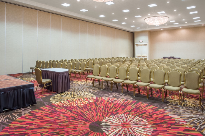 Imagen de los interiores del Hotel Doubletree By Hilton Houston Brookhollow. Foto 9