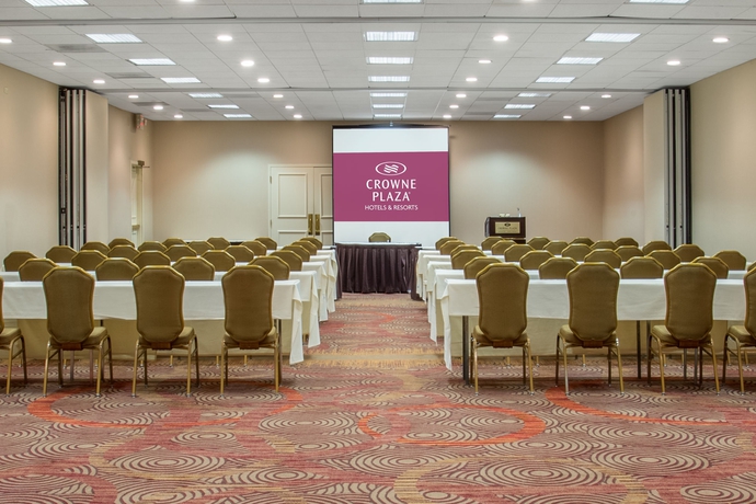 Imagen de los interiores del Hotel Doubletree By Hilton Houston Brookhollow. Foto 10