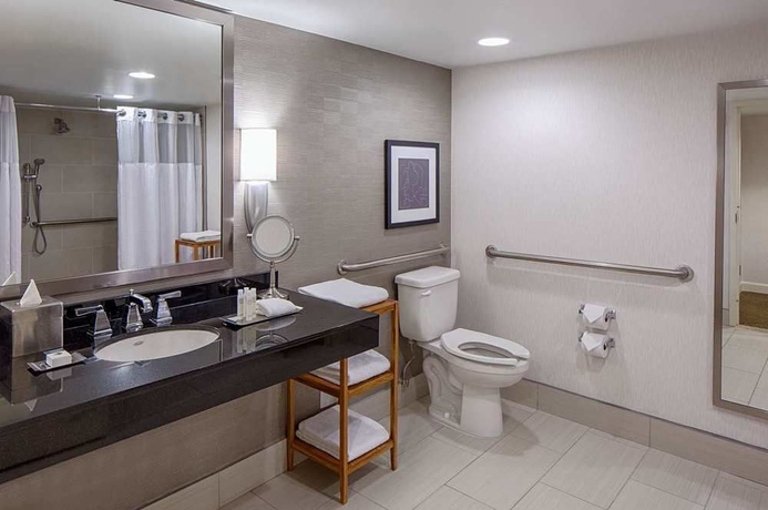 Imagen de la habitación del Hotel Doubletree By Hilton Houston - Greenway Plaza. Foto 8