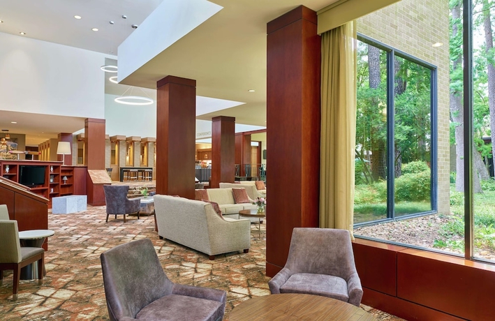 Imagen de los interiores del Hotel Doubletree By Hilton Houston Intercontinental Airport. Foto 17