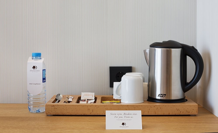 Imagen de la habitación del Hotel Doubletree By Hilton Istanbul Avcilar. Foto 6