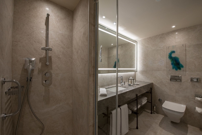 Imagen de la habitación del Hotel Doubletree By Hilton Istanbul - Sirkeci. Foto 11