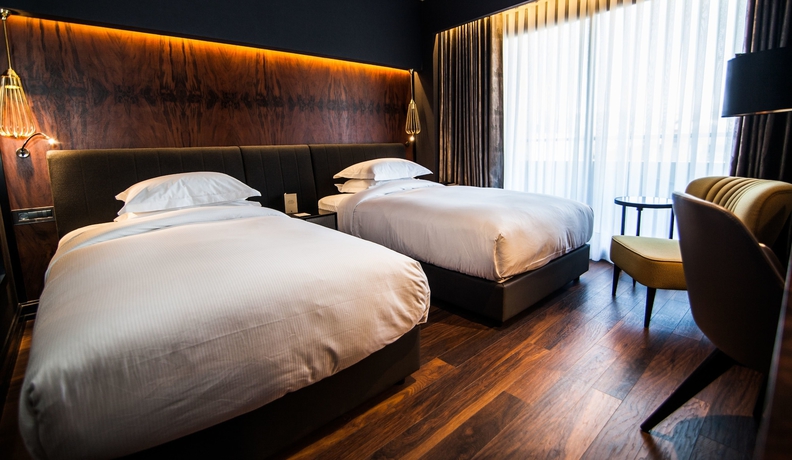 Imagen de la habitación del Hotel Doubletree By Hilton Izmir Airport. Foto 4