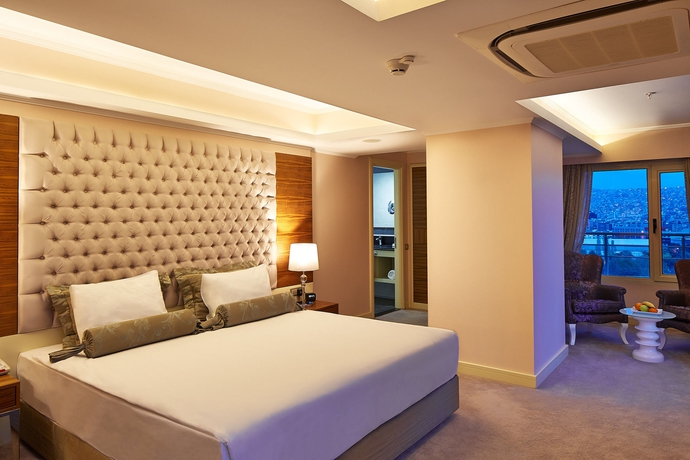 Imagen de la habitación del Hotel Doubletree By Hilton Izmir - Alsancak. Foto 7