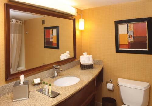 Imagen de la habitación del Hotel Doubletree By Hilton Jackson. Foto 5