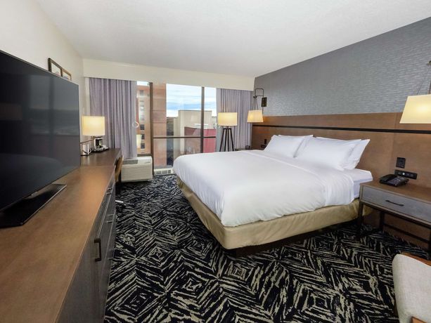 Imagen de la habitación del Hotel Doubletree By Hilton Jamestown. Foto 2