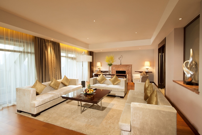 Imagen de los interiores del Hotel Doubletree By Hilton Jiaxing. Foto 11