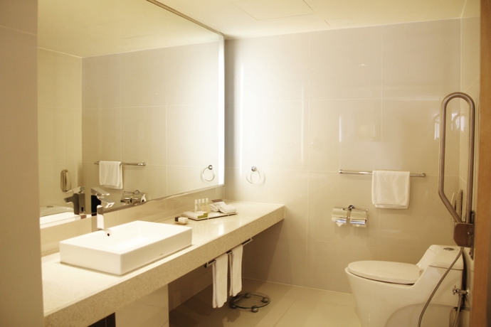 Imagen de la habitación del Hotel Doubletree By Hilton Kuala Lumpur. Foto 7