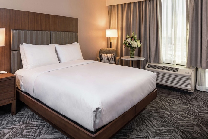 Imagen de la habitación del Hotel Doubletree By Hilton Lafayette East. Foto 9