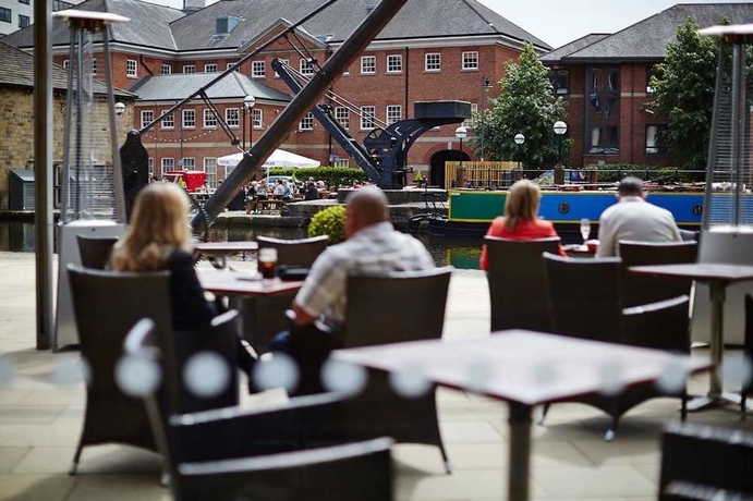 Imagen de los exteriores del Hotel Doubletree By Hilton Leeds City Centre. Foto 8