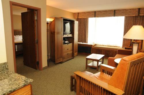 Imagen de la habitación del Hotel Doubletree By Hilton Libertyville - Mundelein. Foto 1