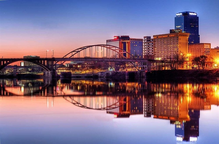 Imagen general del Hotel Doubletree By Hilton Little Rock. Foto 2