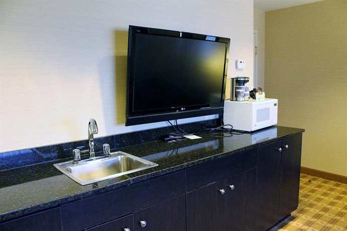 Imagen del bar/restaurante del Hotel Doubletree By Hilton Little Rock. Foto 6