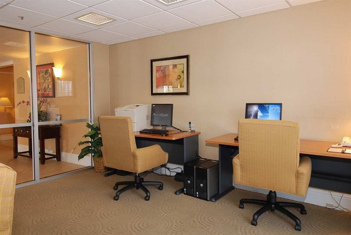 Imagen de los interiores del Hotel Doubletree By Hilton Livermore, Ca. Foto 8