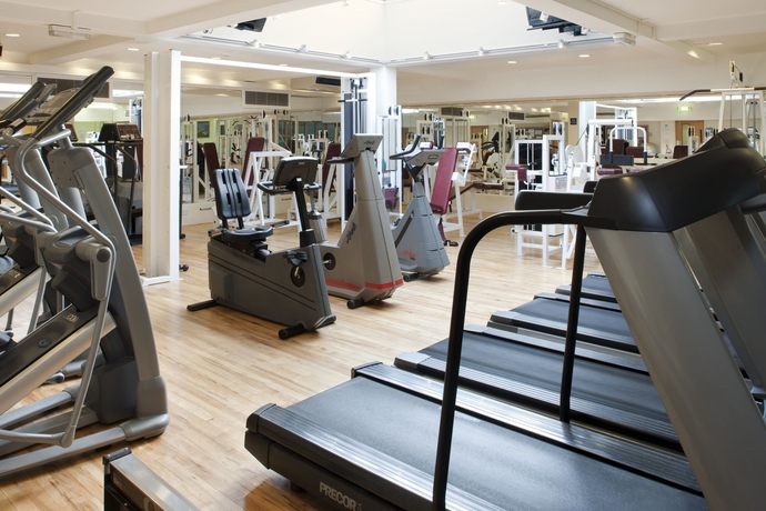 Imagen de los interiores del Hotel Doubletree By Hilton London Elstree. Foto 8