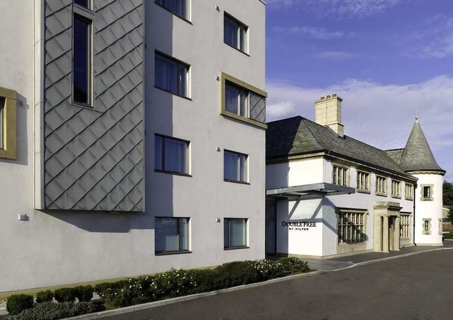 Imagen de los exteriores del Hotel Doubletree By Hilton London Heathrow Airport. Foto 5