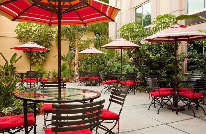 Imagen de los interiores del Hotel Doubletree By Hilton Los Angeles - Commerce. Foto 12