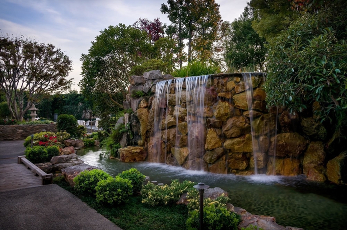 Imagen del bar/restaurante del Hotel Doubletree By Hilton Los Angeles Downtown. Foto 4