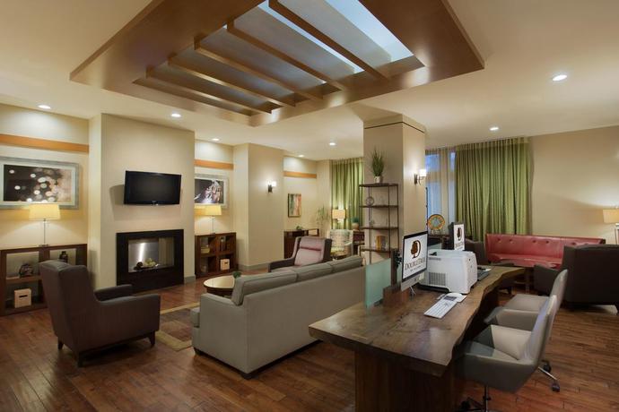 Imagen de los interiores del Hotel Doubletree By Hilton Los Angeles - Norwalk. Foto 15