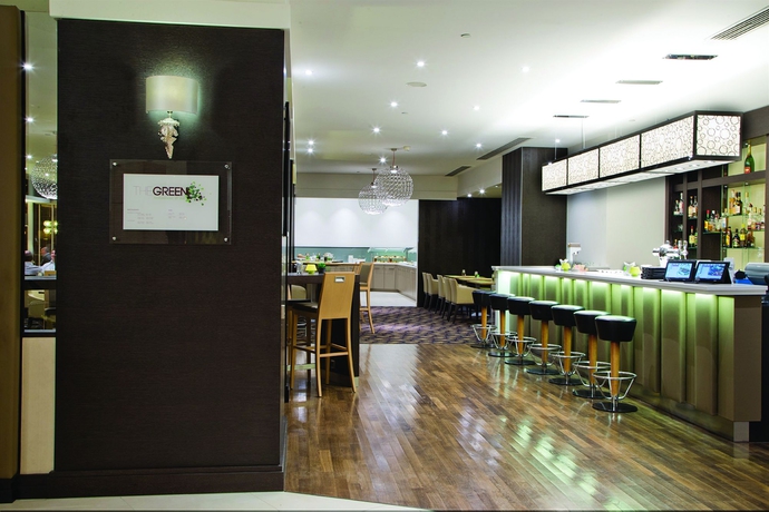 Imagen del bar/restaurante del Hotel Doubletree By Hilton Luxembourg. Foto 3